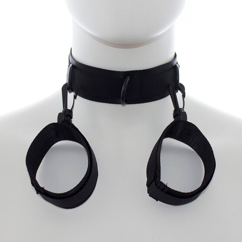 OHMAMA FETISH - COLLAR DE NYLON CON MUÑEQUERAS